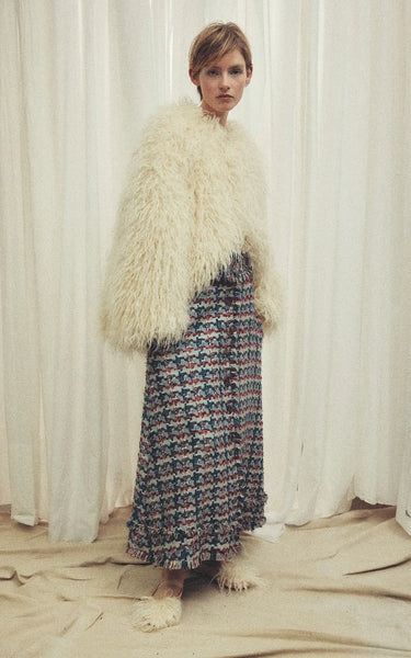 love expands a line skirt